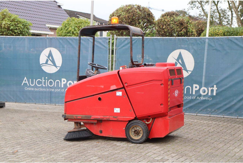 RCM R mille D - Road sweeper: picture 3 RCM R mille D - Road sweeper: picture 3