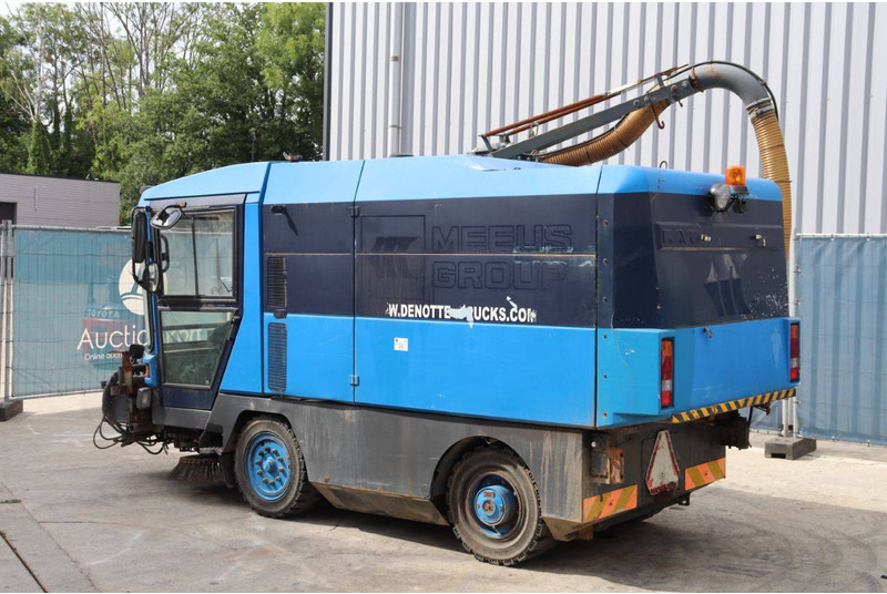 Ravo 5002 SI - Road sweeper: picture 4 Ravo 5002 SI - Road sweeper: picture 4