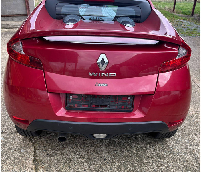 Renault Wind TCe - Sedan: picture 3 Renault Wind TCe - Sedan: picture 3