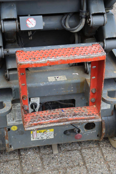 Scissor lift Skyjack SJ III - 3219: picture 12