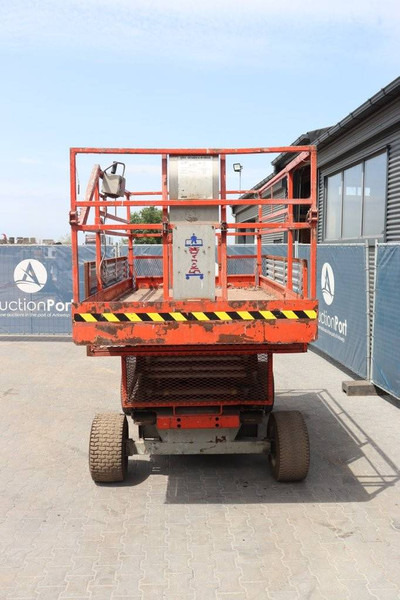Skyjack SJ III - 6832 - Scissor lift: picture 4 Skyjack SJ III - 6832 - Scissor lift: picture 4