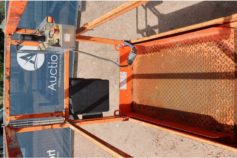 Scissor lift Skyjack SJ3219: picture 19