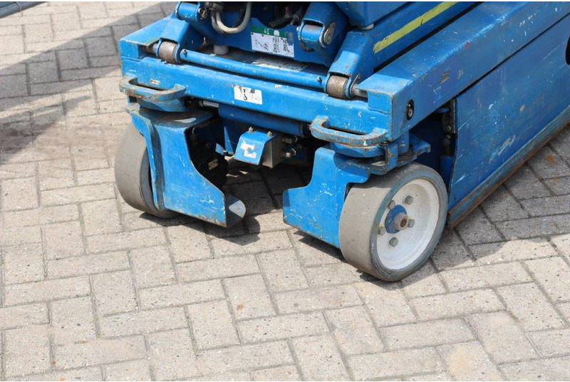 Scissor lift Skyjack SJIII-3219: picture 9