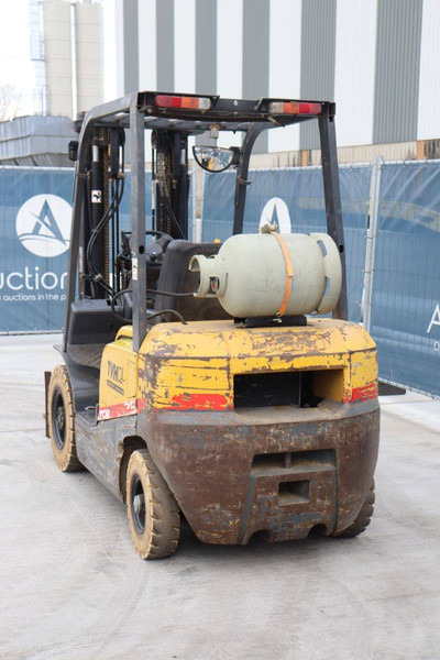 TCM TCM-FG25T-3 - LPG forklift: picture 4 TCM TCM-FG25T-3 - LPG forklift: picture 4