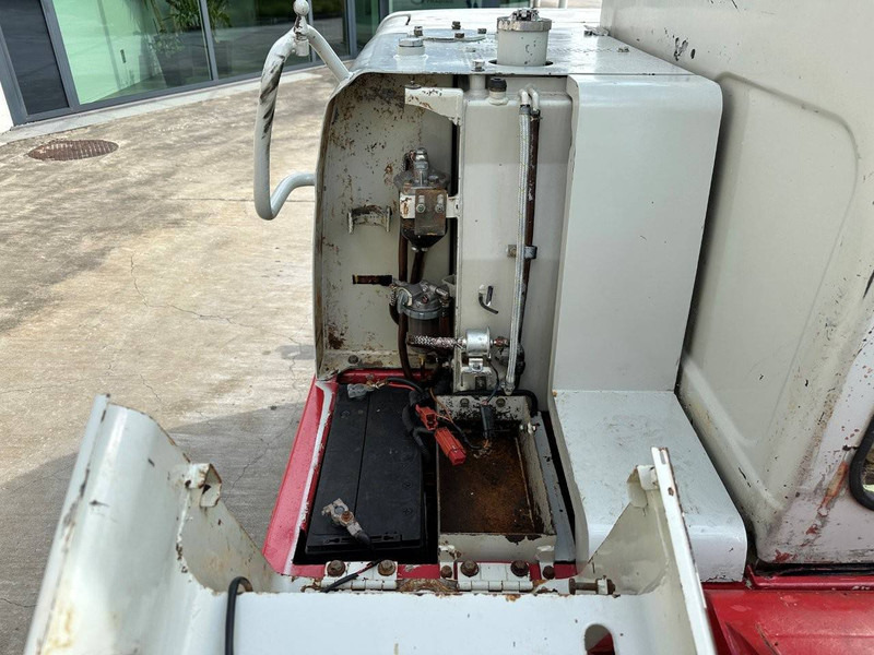 Crawler excavator Takeuchi TB150C: picture 18