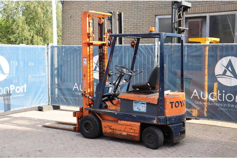 Toyota 4FB20 - Electric forklift: picture 3 Toyota 4FB20 - Electric forklift: picture 3