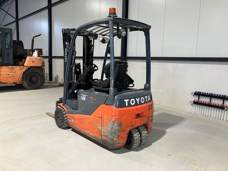 Toyota 8FBE18T - Electric forklift: picture 3 Toyota 8FBE18T - Electric forklift: picture 3