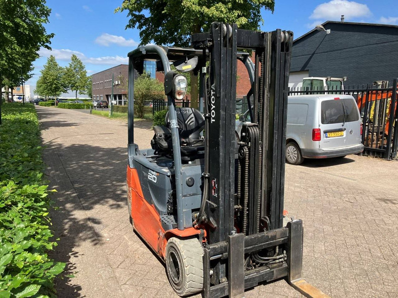 Toyota 8FBE20T - Electric forklift: picture 5 Toyota 8FBE20T - Electric forklift: picture 5