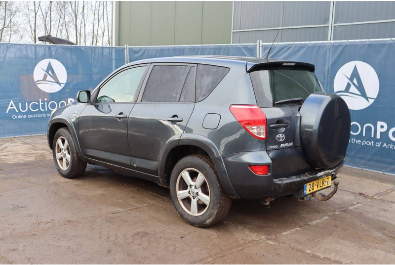 Toyota ALA30L-AWFGXW - SUV: picture 4 Toyota ALA30L-AWFGXW - SUV: picture 4