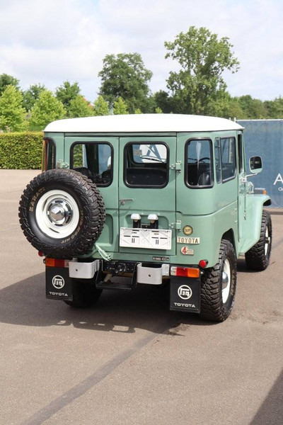 Toyota Land Cruiser FJ40 - Car: picture 5 Toyota Land Cruiser FJ40 - Car: picture 5