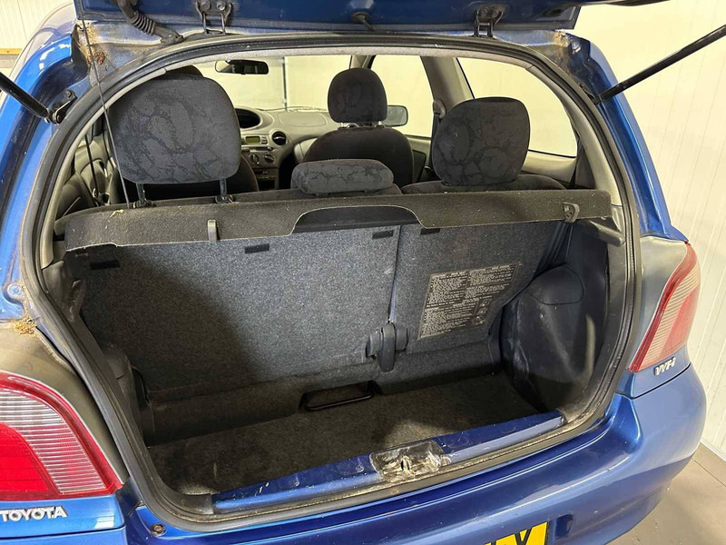 Toyota Yaris - Sedan: picture 5 Toyota Yaris - Sedan: picture 5