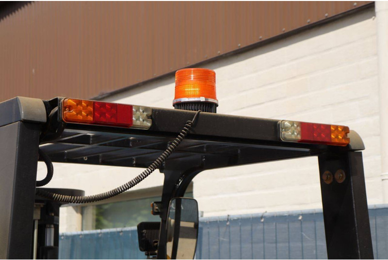 New Forklift VMAX CPQYD25: picture 18