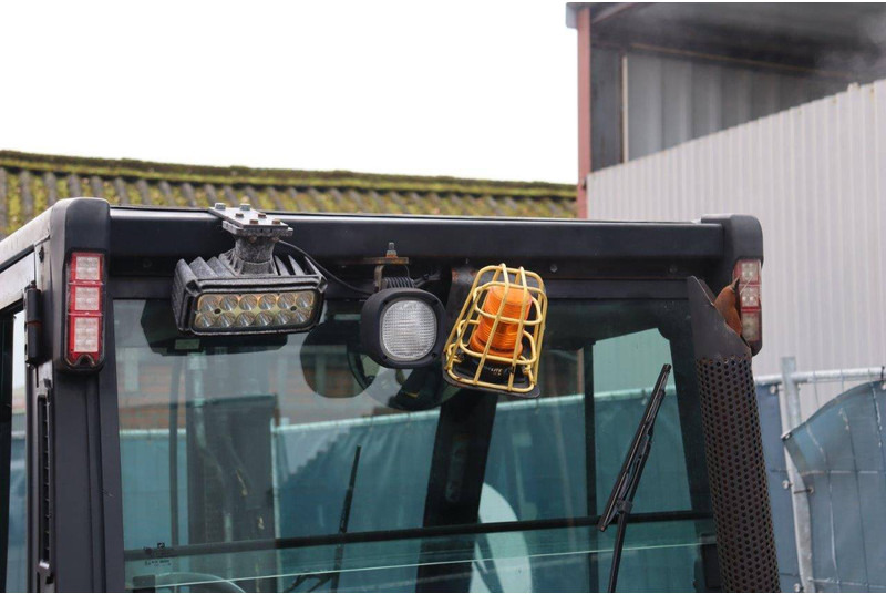 LPG forklift Yale GLP30VX: picture 20