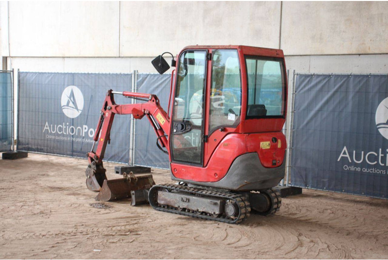 Yanmar SV15 - Mini excavator: picture 3 Yanmar SV15 - Mini excavator: picture 3