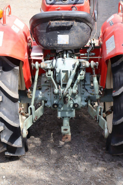 Farm tractor Yanmar YM1610D: picture 19