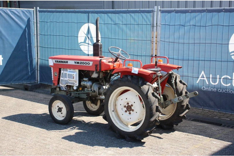 Yanmar YM2000 - Farm tractor: picture 3 Yanmar YM2000 - Farm tractor: picture 3