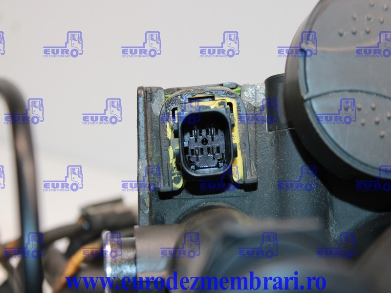 BATERIE FILTRU COMBUSTIBIL DAF XF106 MX-11 1951946, 2133320, 2164459, 2184057 - Fuel filter for Truck: picture 4 BATERIE FILTRU COMBUSTIBIL DAF XF106 MX-11 1951946, 2133320, 2164459, 2184057 - Fuel filter for Truck: picture 4