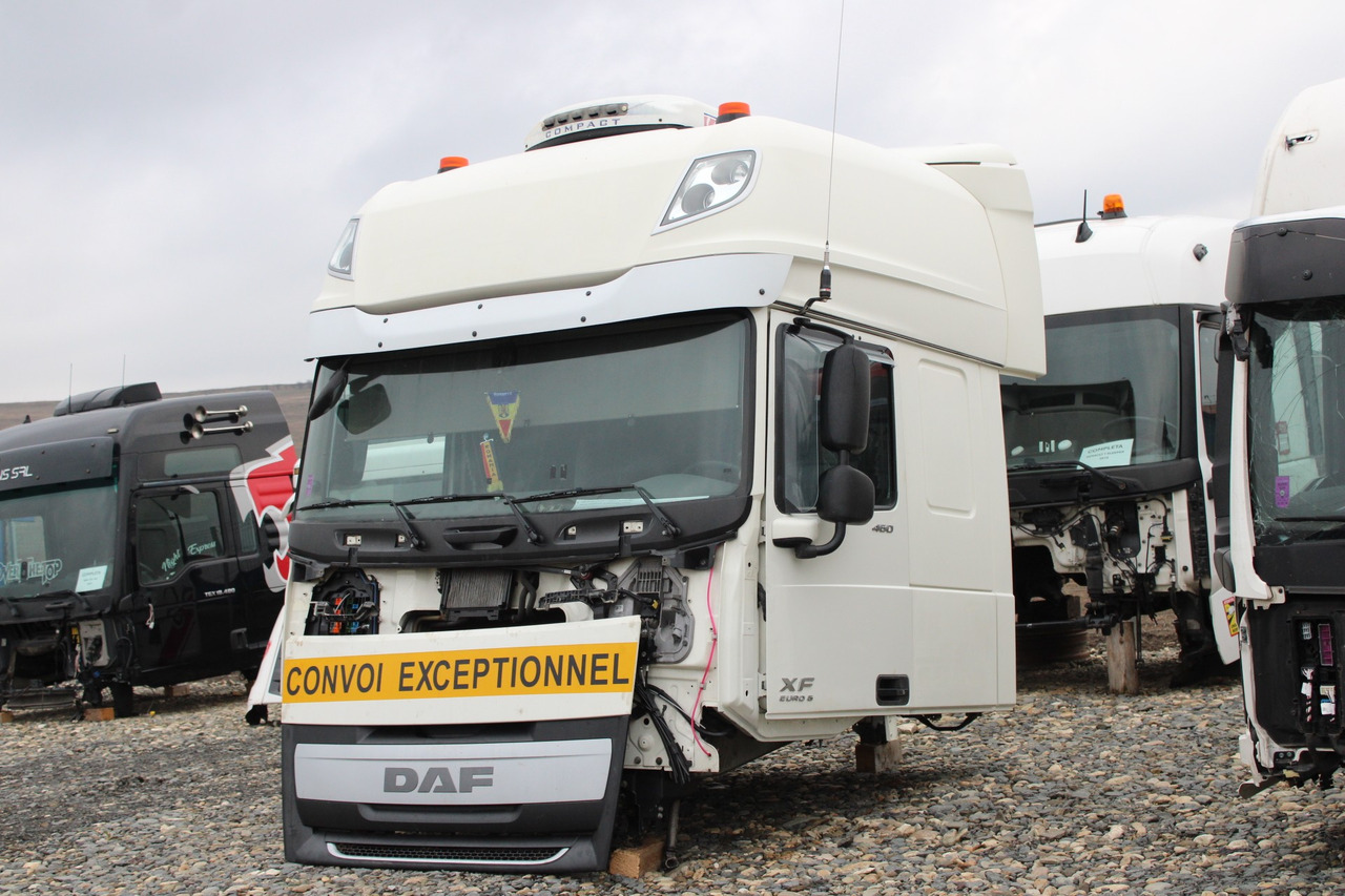 CABINA DAF XF106 SUPER SPACE CAB - Cab for Truck: picture 2 CABINA DAF XF106 SUPER SPACE CAB - Cab for Truck: picture 2