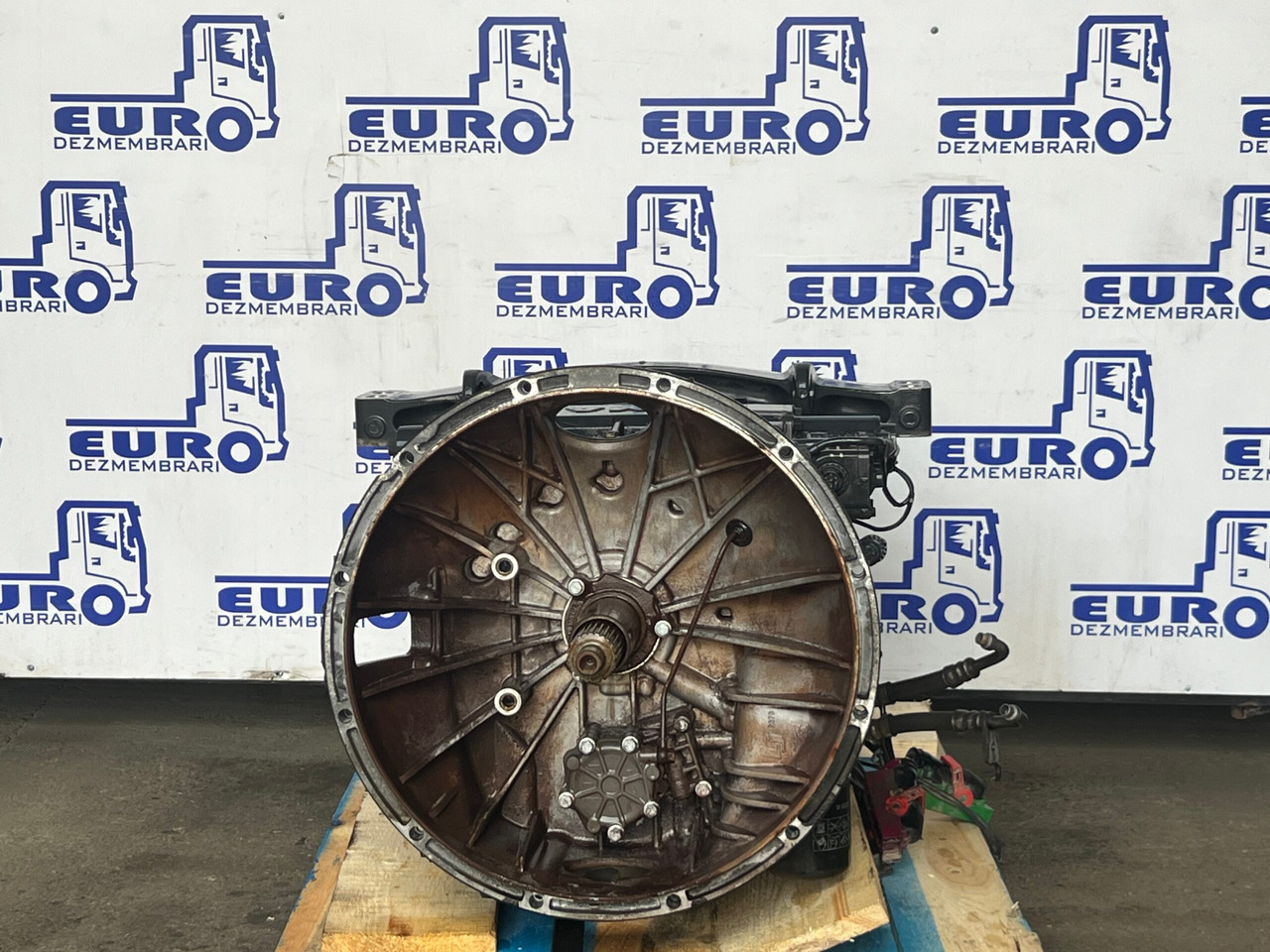 CUTIE VITEZE AUTOMATA FARA RETARDER TIPMATIC 14 DD MAN TGX 81.32004.6415 - Gearbox for Truck: picture 2 CUTIE VITEZE AUTOMATA FARA RETARDER TIPMATIC 14 DD MAN TGX 81.32004.6415 - Gearbox for Truck: picture 2