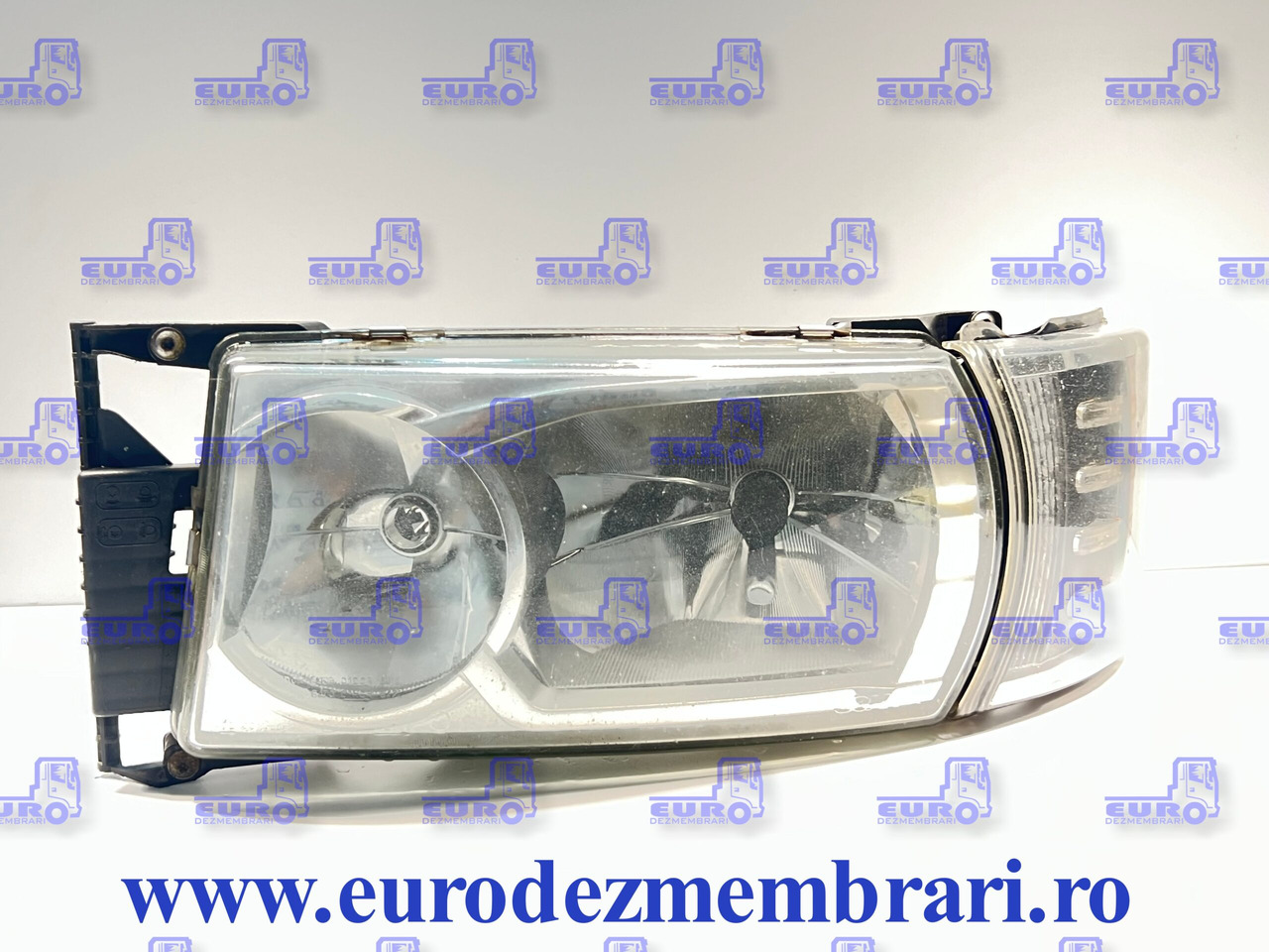 FAR CU XENON STANGA SCANIA 2416103 - Headlight for Truck: picture 1 FAR CU XENON STANGA SCANIA 2416103 - Headlight for Truck: picture 1