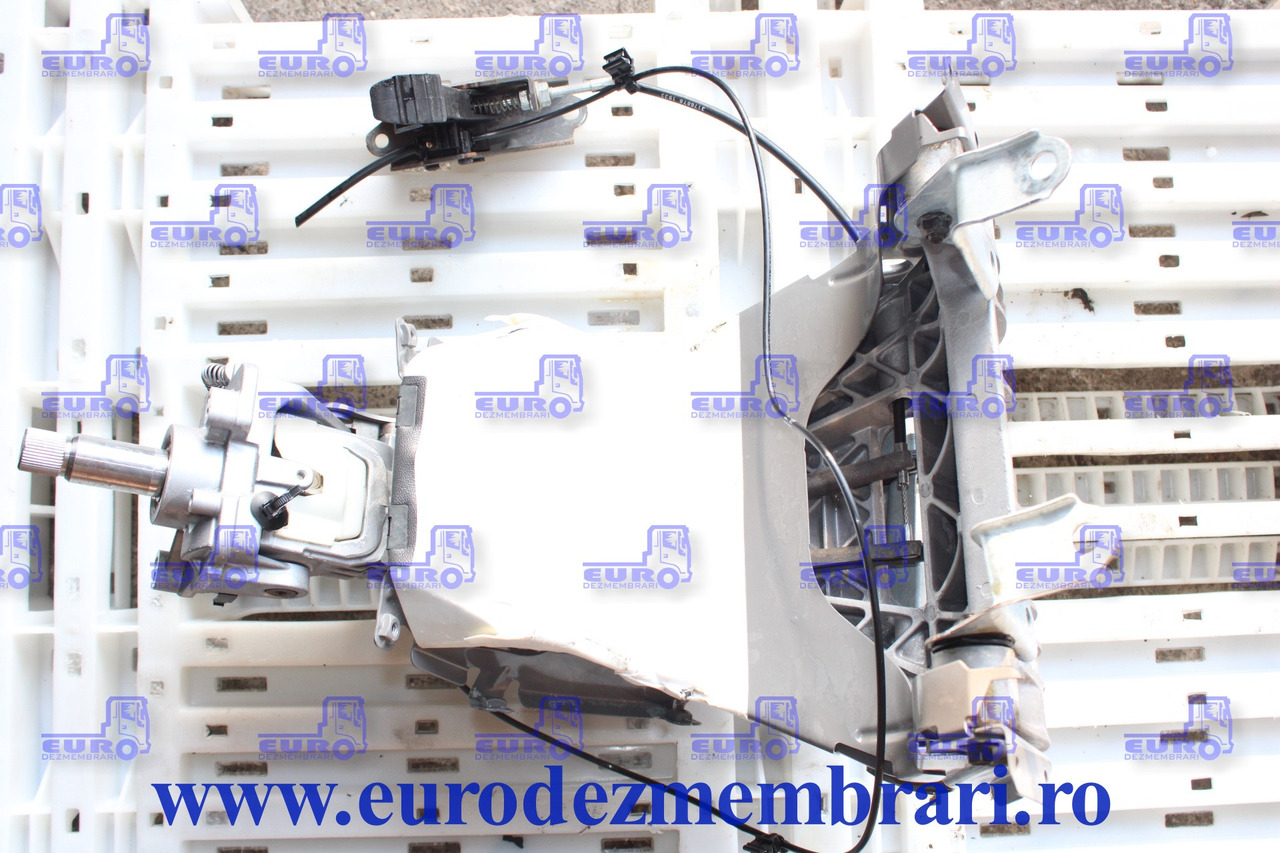 SUPORT VOLAN + REGLAJ VOLVO FH4 23445412 82216072 82630789 84197451 84186787 84415390 82694691 - Steering wheel for Truck: picture 1 SUPORT VOLAN + REGLAJ VOLVO FH4 23445412 82216072 82630789 84197451 84186787 84415390 82694691 - Steering wheel for Truck: picture 1