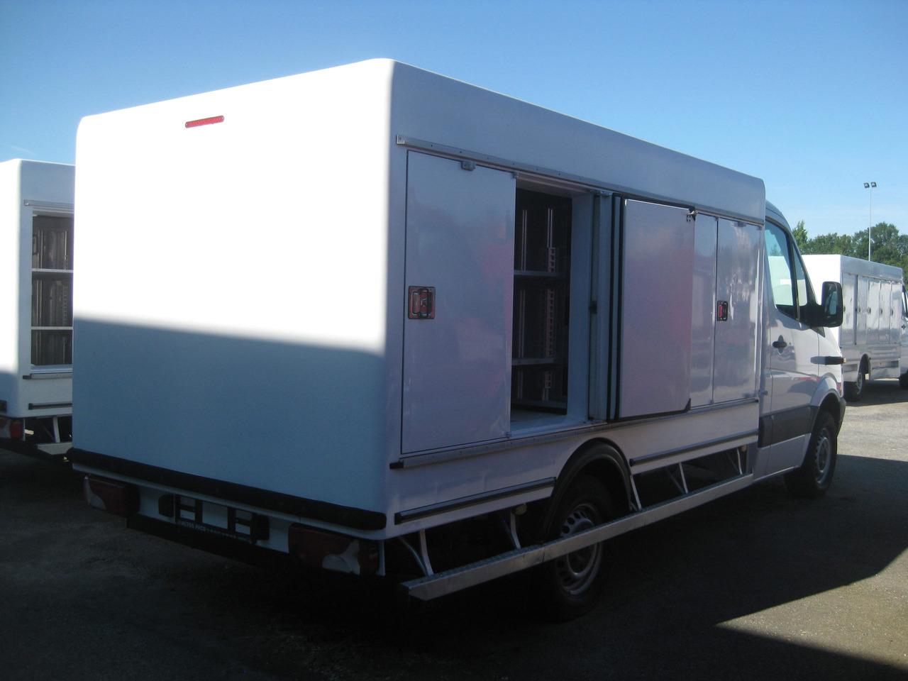 Camión heladero 3500kg MERCEDES SPRINTER - Refrigerated van: picture 2 Camión heladero 3500kg MERCEDES SPRINTER - Refrigerated van: picture 2