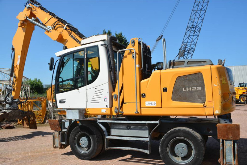 Liebherr LH 22 M - Waste/ Industry handler: picture 3 Liebherr LH 22 M - Waste/ Industry handler: picture 3