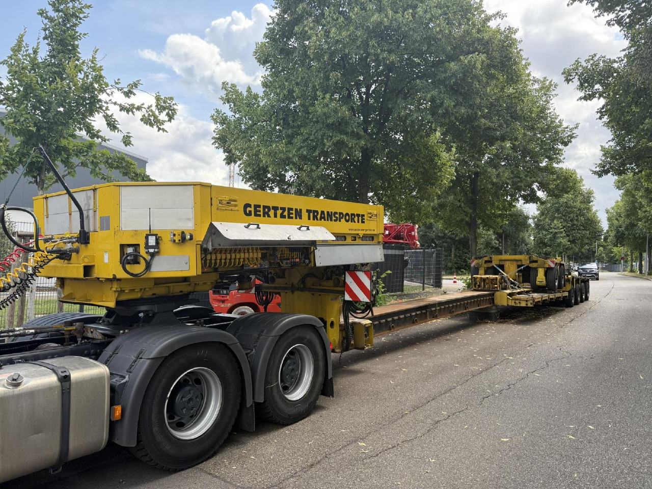 Low loader semi-trailer Goldhofer STHP-XLE 2+4 (6) | Baggerbrücke - Tiefbett: picture 9