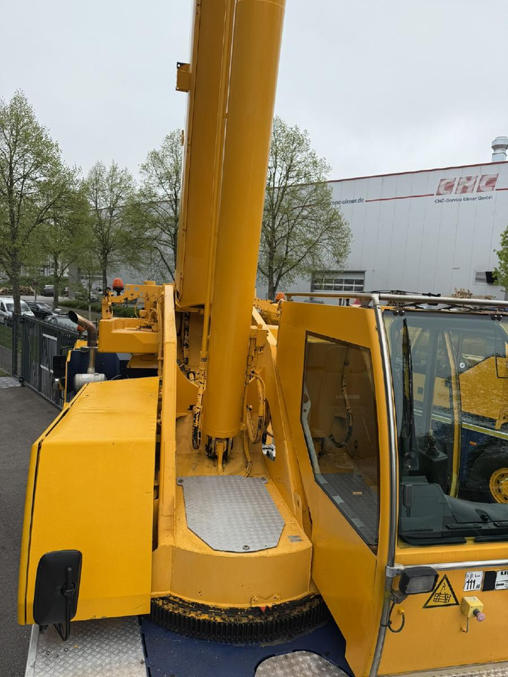 Mobile crane Liebherr LTM 1055-3.2 (08 - 084 745) | 6 x 6: picture 29