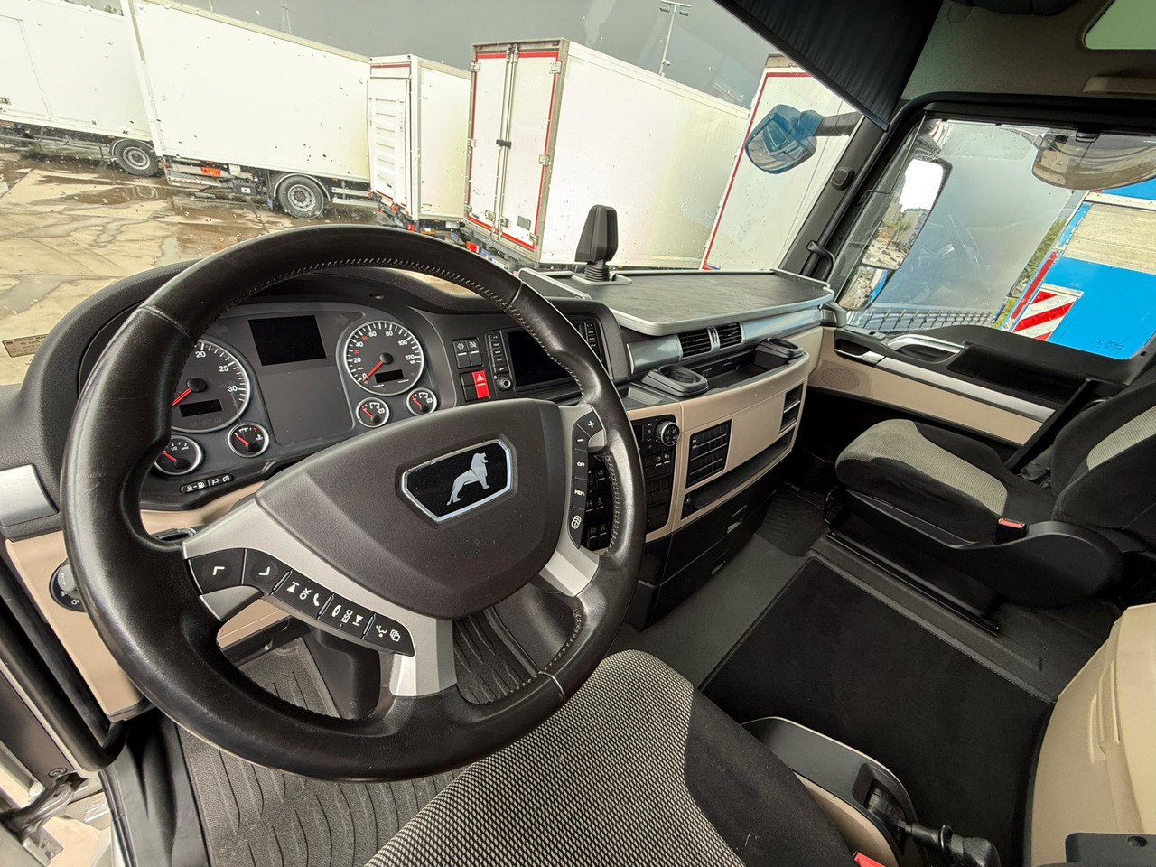 MAN 18.430 LL TGX E6 (Tauliner) - Curtainsider truck: picture 5 MAN 18.430 LL TGX E6 (Tauliner) - Curtainsider truck: picture 5