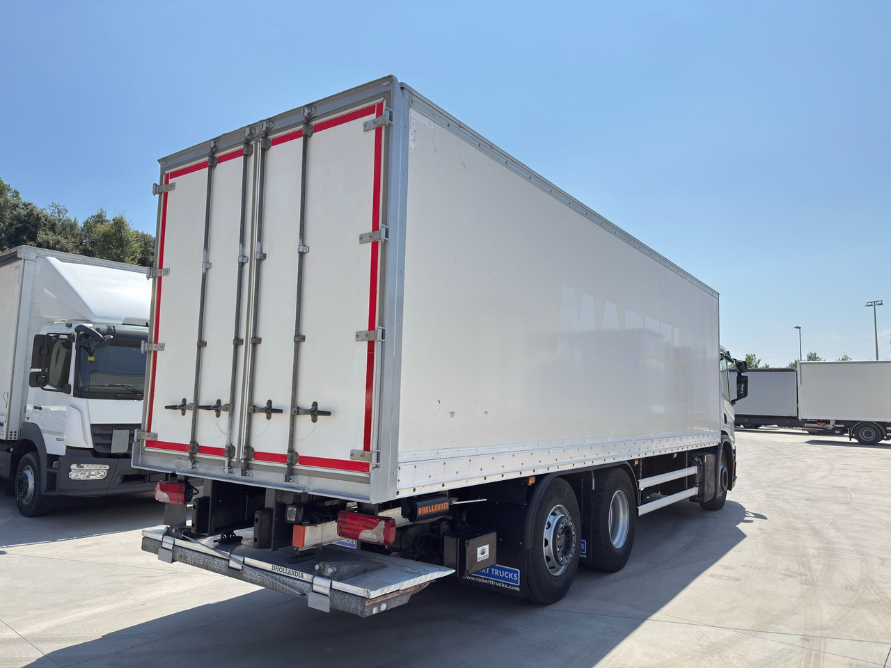 SCANIA P360 E6 (VAN) - Box truck: picture 3 SCANIA P360 E6 (VAN) - Box truck: picture 3