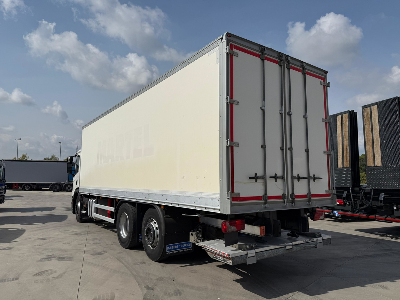 SCANIA P360 E6 (VAN) - Box truck: picture 4 SCANIA P360 E6 (VAN) - Box truck: picture 4