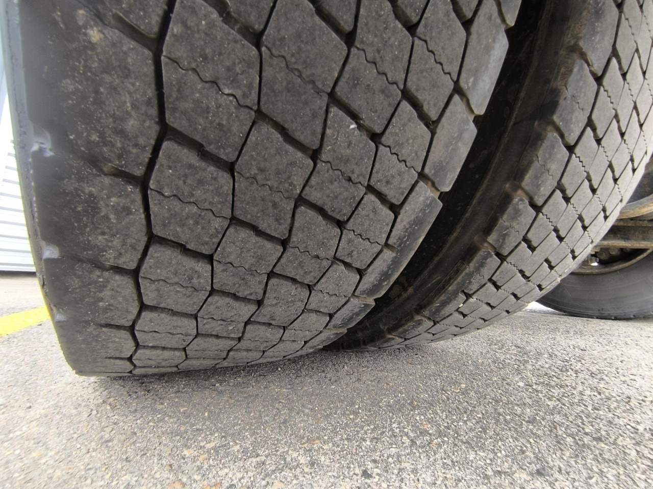 MAN TGX 18.480 - Tractor unit: picture 3 MAN TGX 18.480 - Tractor unit: picture 3