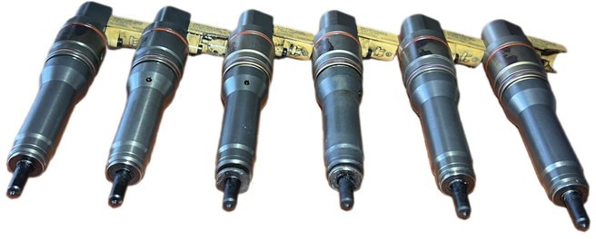 DAF  - Fuel filter: picture 2 DAF  - Fuel filter: picture 2