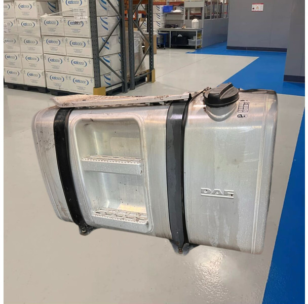 DAF  - Fuel tank: picture 1 DAF  - Fuel tank: picture 1