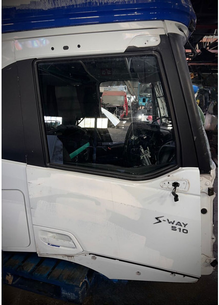 Iveco 2022 - Door and parts: picture 1 Iveco 2022 - Door and parts: picture 1