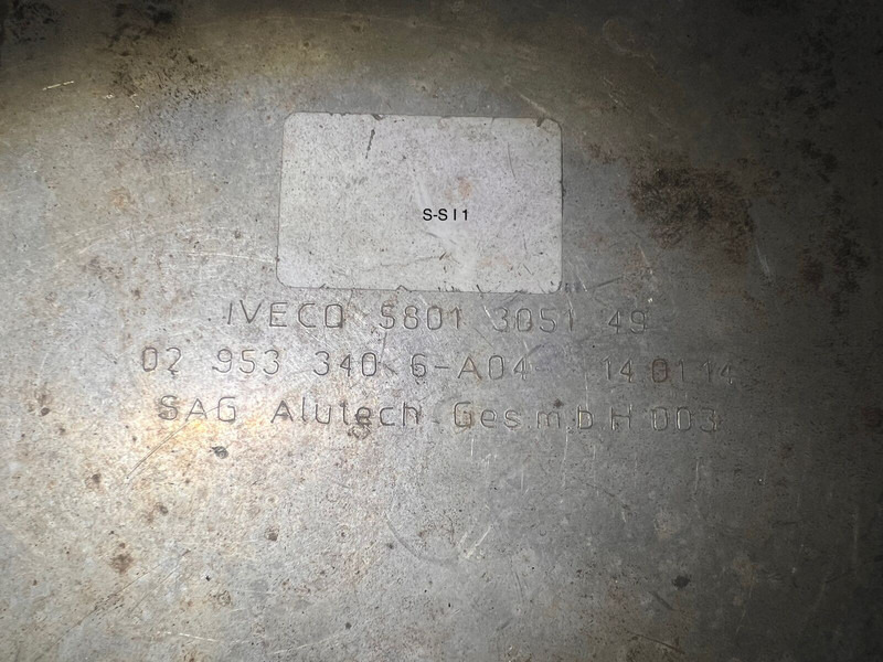 Iveco  - Fuel tank: picture 2 Iveco  - Fuel tank: picture 2