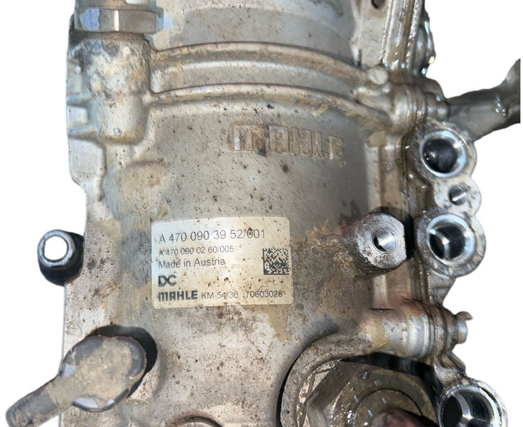 Mercedes-Benz - Oil filter: picture 3 Mercedes-Benz - Oil filter: picture 3