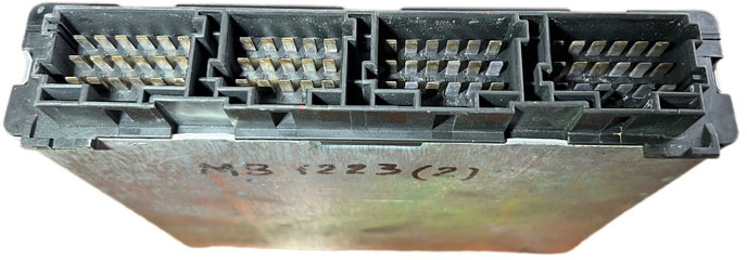 Mercedes-Benz VDO Elektronik FMR 412.413/012/005 - ECU: picture 2 Mercedes-Benz VDO Elektronik FMR 412.413/012/005 - ECU: picture 2