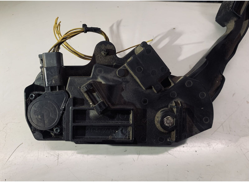 Renault PREMIUM - Pedal: picture 1 Renault PREMIUM - Pedal: picture 1