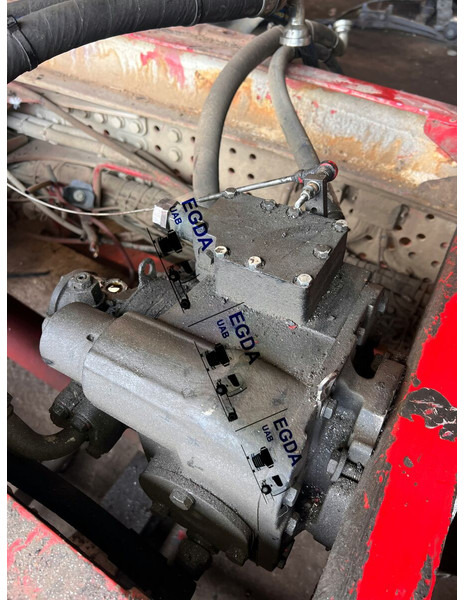 SAUER-DANFOSS - Hydraulics: picture 4 SAUER-DANFOSS - Hydraulics: picture 4