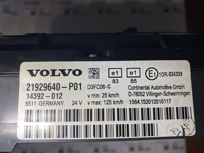 Volvo - Dashboard: picture 2 Volvo - Dashboard: picture 2