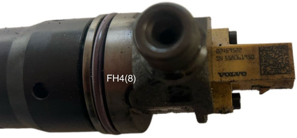 Volvo - Fuel filter: picture 4 Volvo - Fuel filter: picture 4