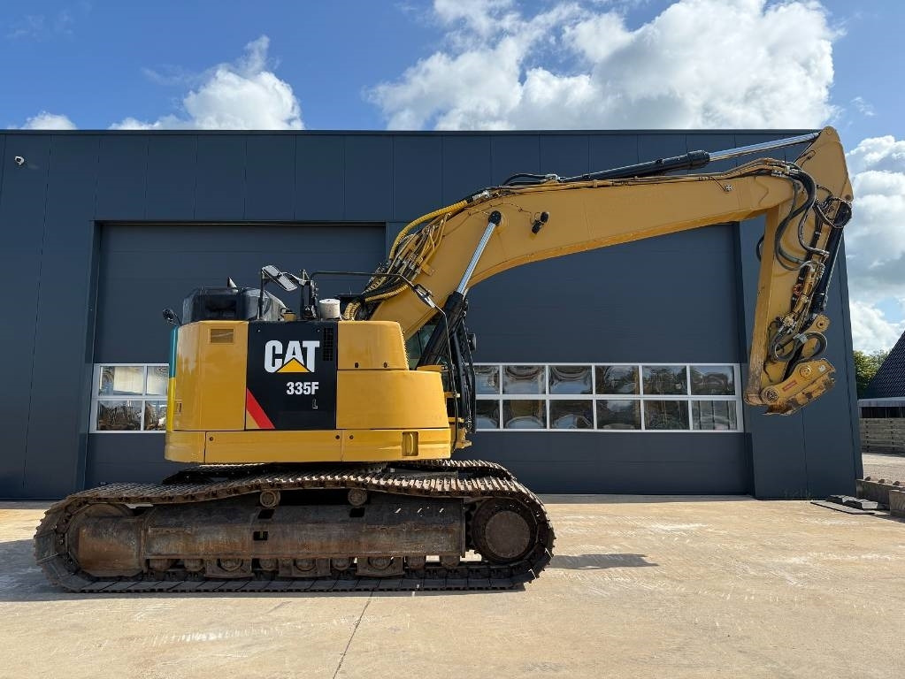 CAT 335 F L CR  - Crawler excavator: picture 1 CAT 335 F L CR  - Crawler excavator: picture 1