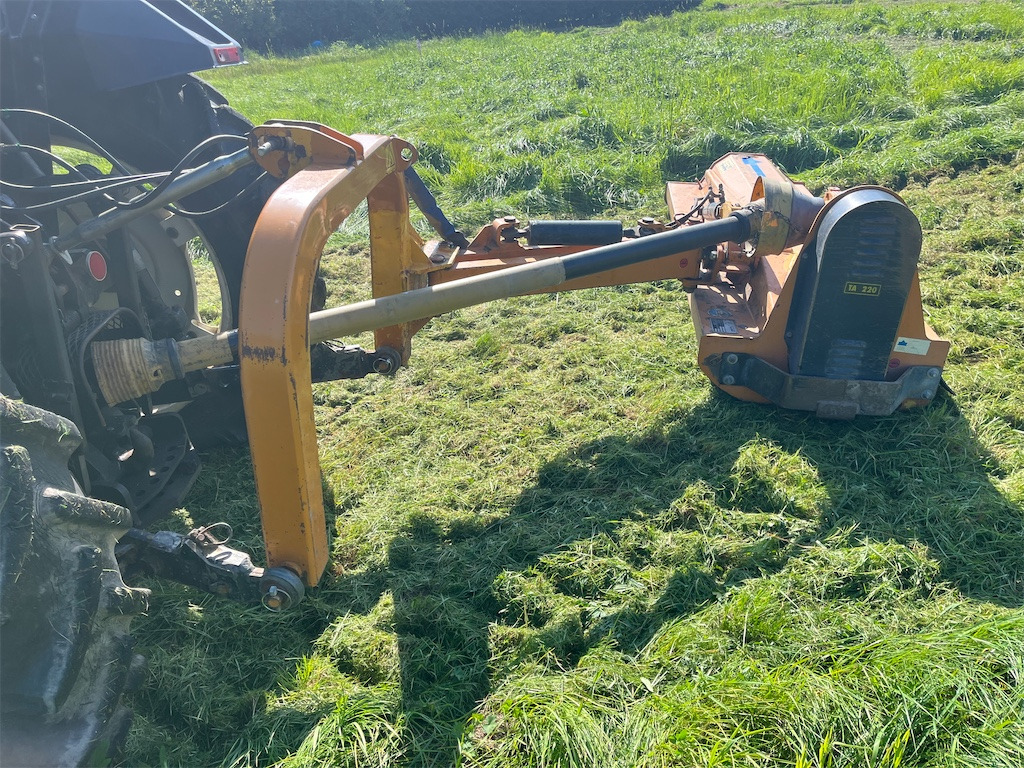 Berti TA220 - Verge mower: picture 4 Berti TA220 - Verge mower: picture 4
