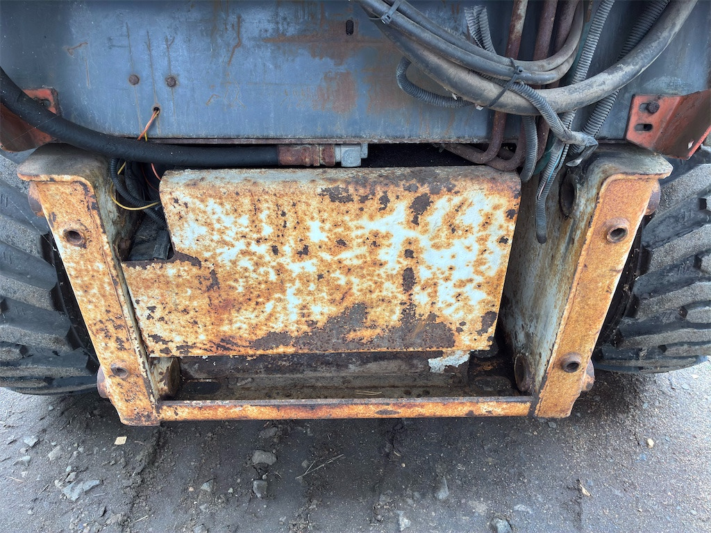 Wheel loader Bobcat 2400: picture 43