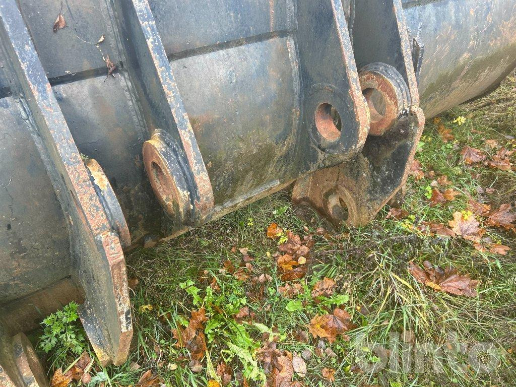 CAT 980 - Bucket: picture 5 CAT 980 - Bucket: picture 5