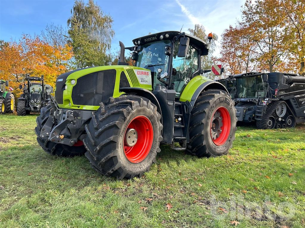 Claas Axion 960 - Farm tractor: picture 1 Claas Axion 960 - Farm tractor: picture 1