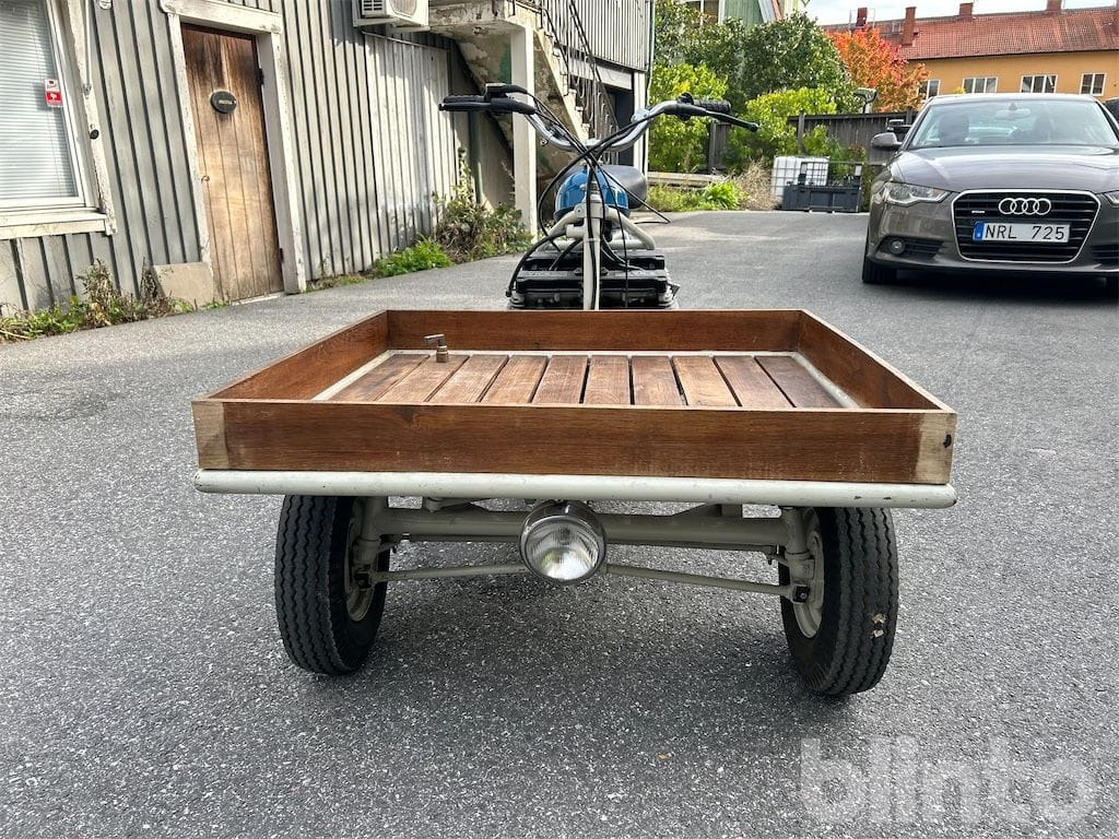 Custom - Motorcycle: picture 2 Custom - Motorcycle: picture 2