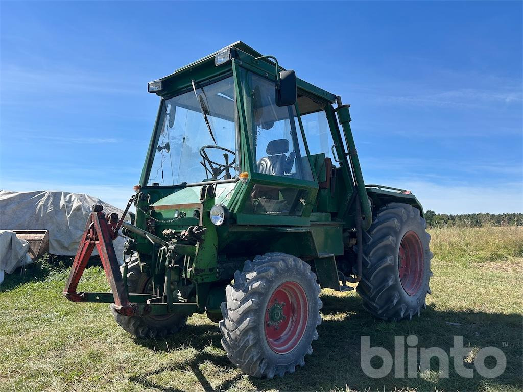 Deutz Intrac 2002 A - Farm tractor: picture 2 Deutz Intrac 2002 A - Farm tractor: picture 2
